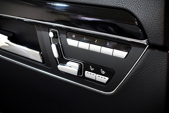 Mercedes-Benz S63 27 of 30