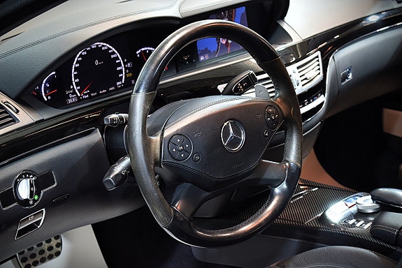 Mercedes-Benz S63 10 of 30