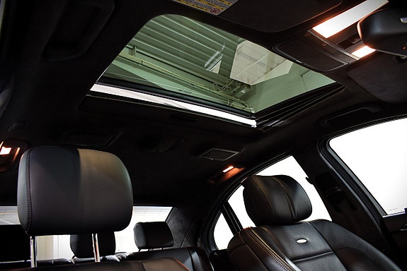 Mercedes-Benz S63 24 of 30