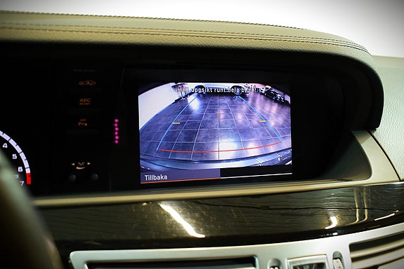 Mercedes-Benz S63 19 of 30
