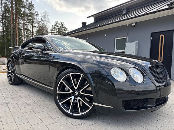 Bentley Continental GT 3 of 5