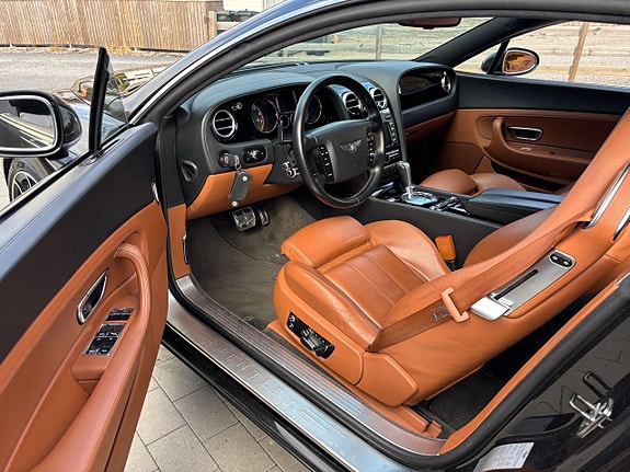 Bentley Continental GT 8 of 10