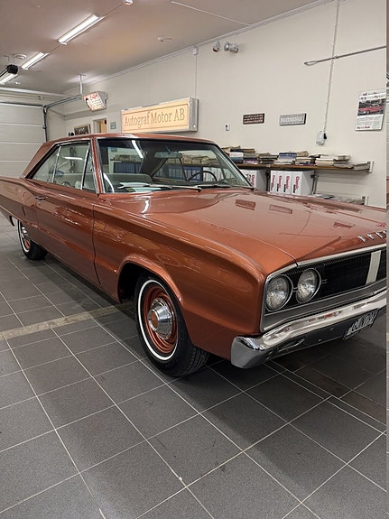 Dodge Coronet 4 of 12