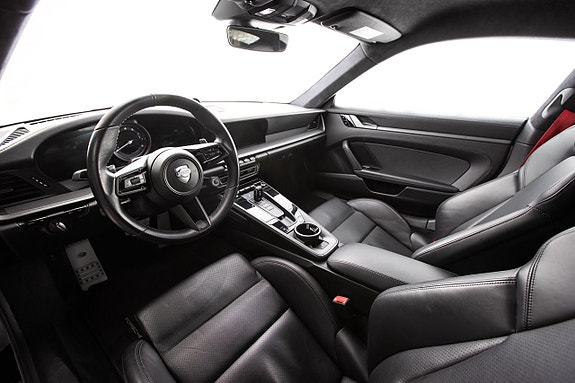 Porsche 992 11 of 30