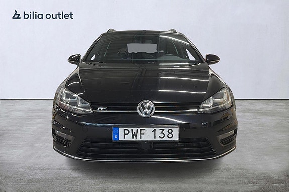 Volkswagen Golf VII 8 of 26