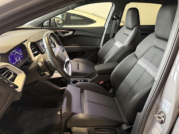 Audi Q4 e-tron 5 of 5