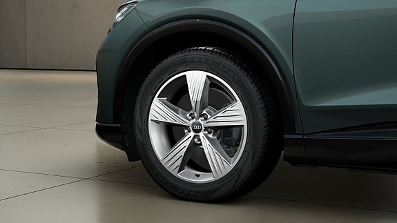 Audi Q4 e-tron 5 of 11