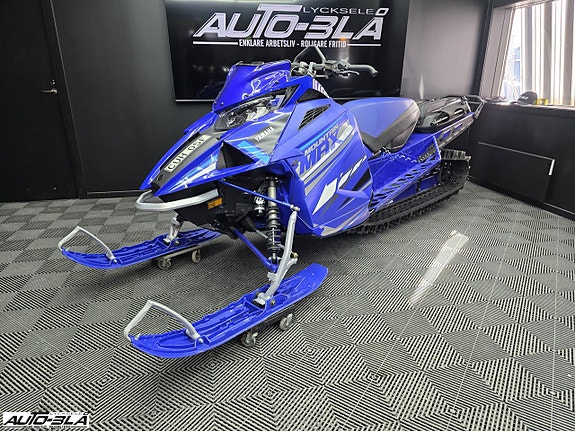 Yamaha MOUNTAINMAX 800 2 of 5