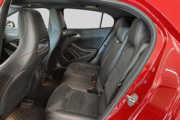 Mercedes-Benz GLA220 d 9 of 14