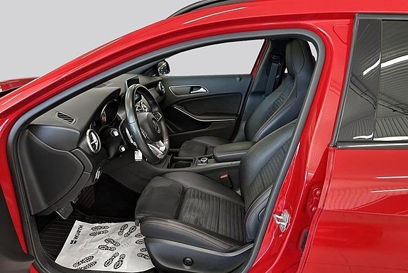 Mercedes-Benz GLA220 d 8 of 14