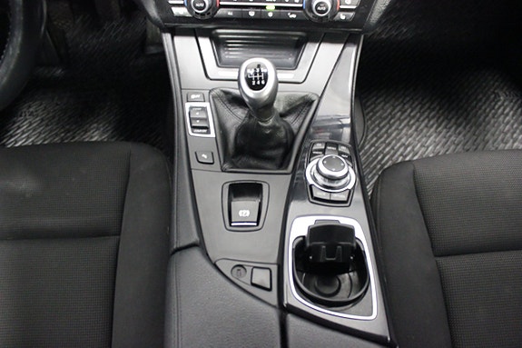 BMW 520 18 of 24