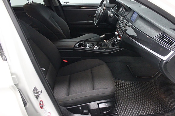BMW 520 10 of 24