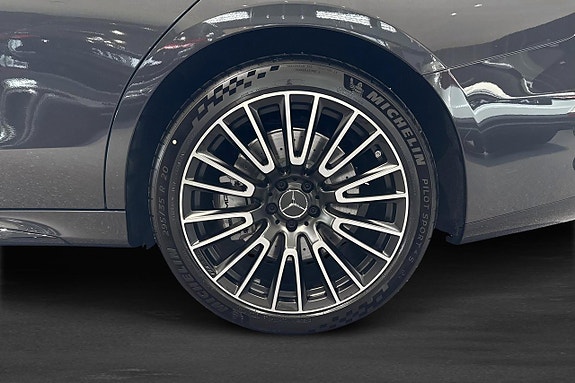 Mercedes-Benz E53 5 of 13
