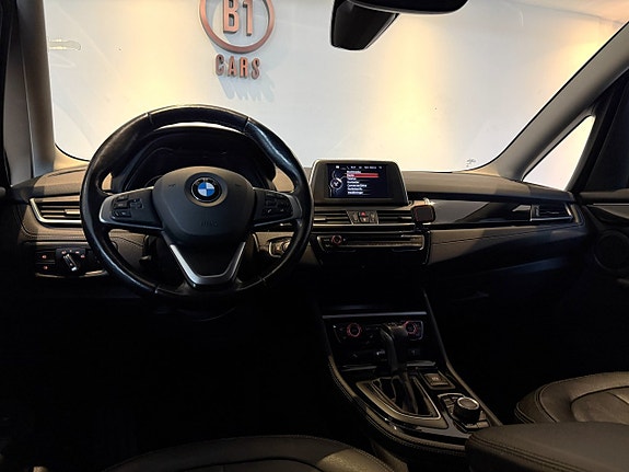 BMW 218 13 of 21