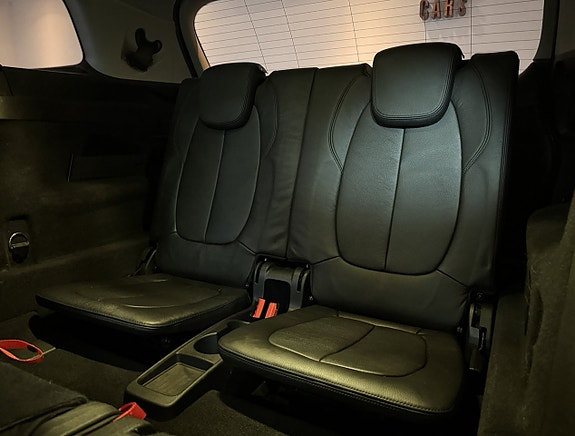 BMW 218 11 of 21