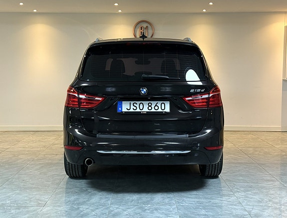 BMW 218 7 of 21