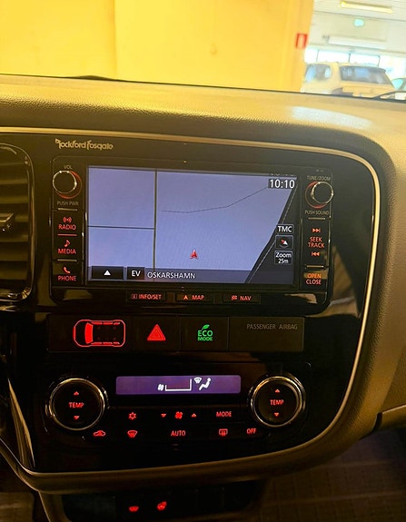Mitsubishi Outlander 19 of 23