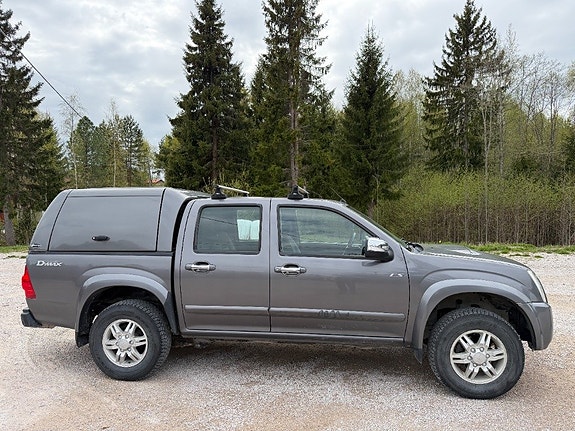 Isuzu D-max 4 of 5