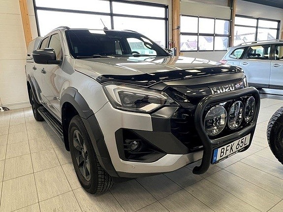 Isuzu D-max 8 of 8