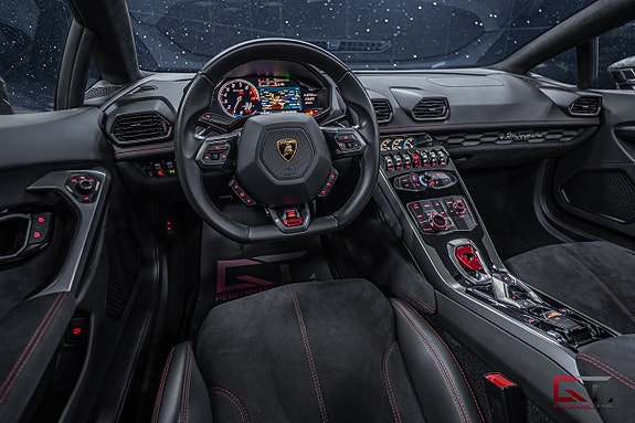 Lamborghini Huracan 13 of 21