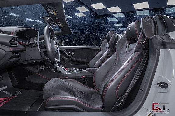 Lamborghini Huracan 12 of 21