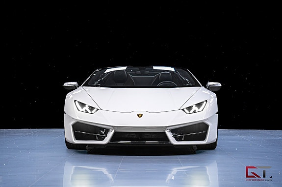 Lamborghini Huracan 3 of 5