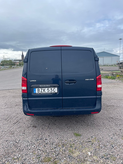 Mercedes-Benz Vito 119 3 of 5