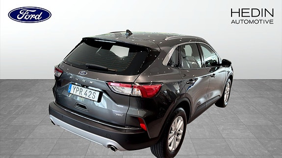 Ford Kuga 2 of 12