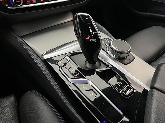 BMW 530d 28 of 30