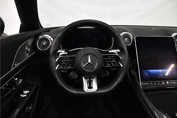 Mercedes-Benz SL63 2 of 5