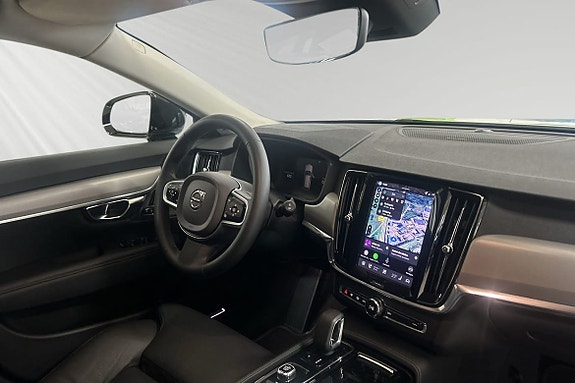 Volvo V90 10 of 30