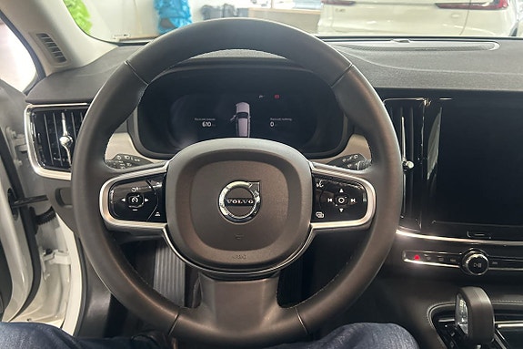 Volvo V90 17 of 30