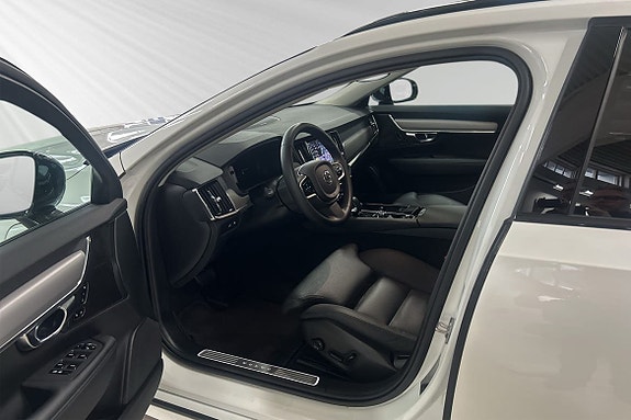 Volvo V90 7 of 30