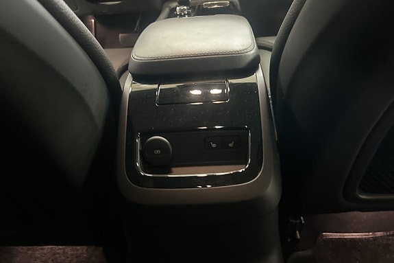 Volvo V90 30 of 30