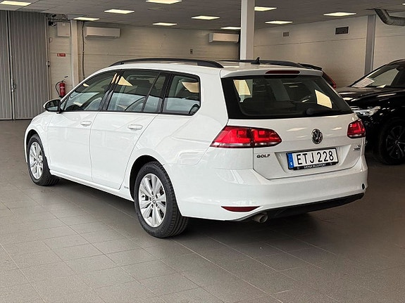 Volkswagen Golf I 3 of 5
