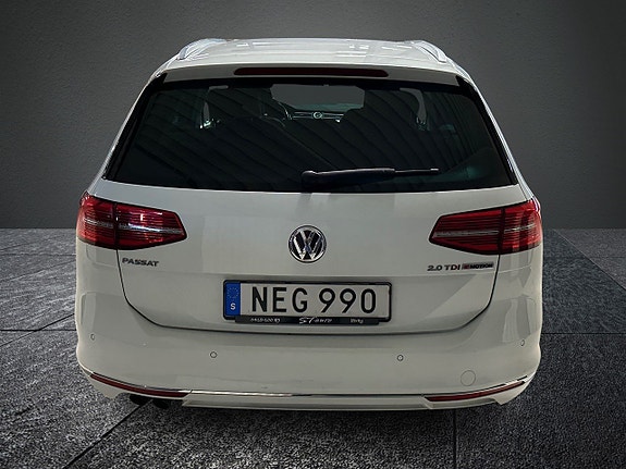 Volkswagen Passat 4 of 5