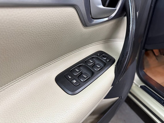 Volvo V70 14 of 17