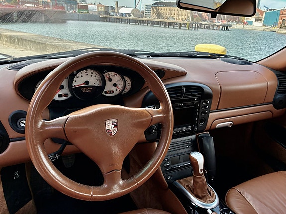 Porsche 911 8 of 11