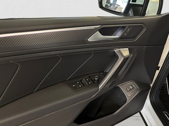 Volkswagen Tiguan Allspace 8 of 13