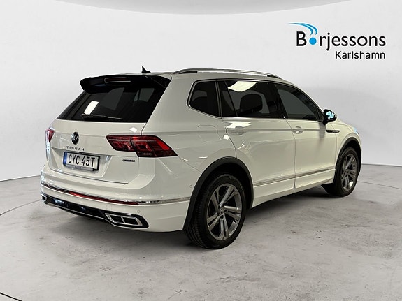 Volkswagen Tiguan Allspace 3 of 5