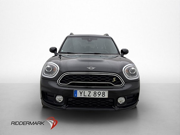 MINI Countryman Cooper SE 2 of 5