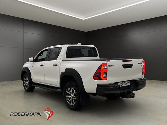 Toyota HiLux 8 of 30