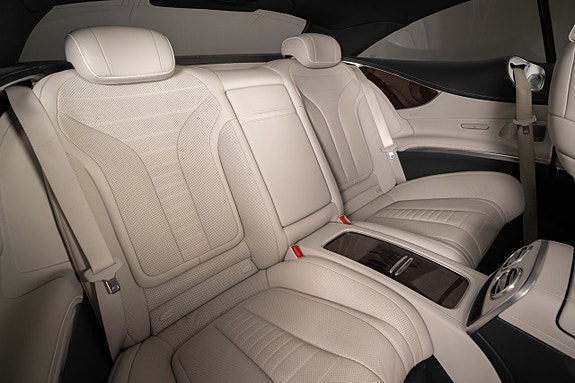 Mercedes-Benz S500 9 of 23