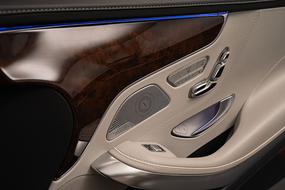 Mercedes-Benz S500 17 of 23