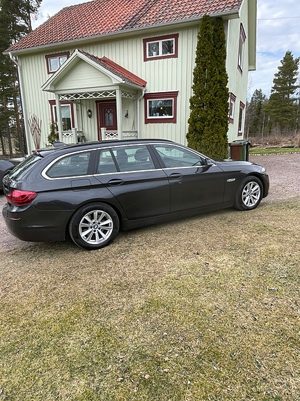 BMW 520d 4 of 5