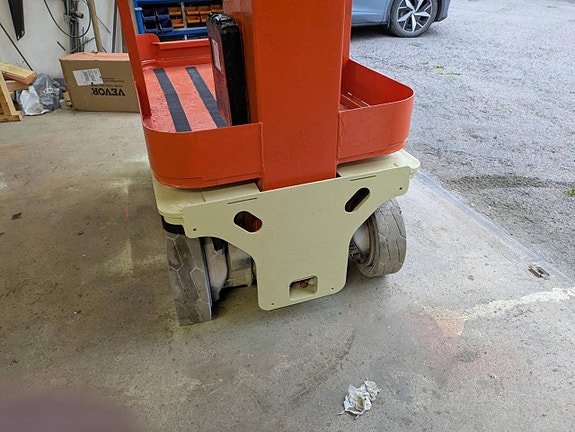 Pelarlift JLG 1230ES Prissänkt 5 of 5