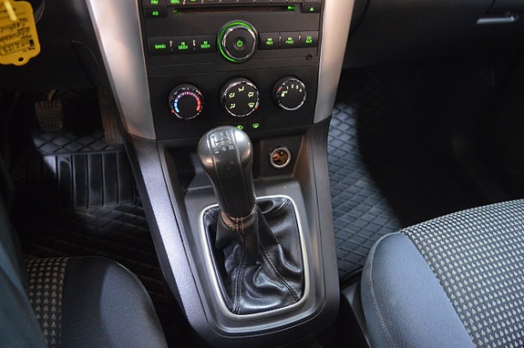 Chevrolet Captiva 13 of 17