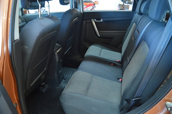 Chevrolet Captiva 16 of 17