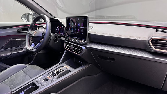 Cupra Formentor e-HYBRID 6 of 22