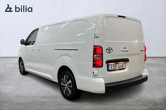 Toyota Proace 2 of 5